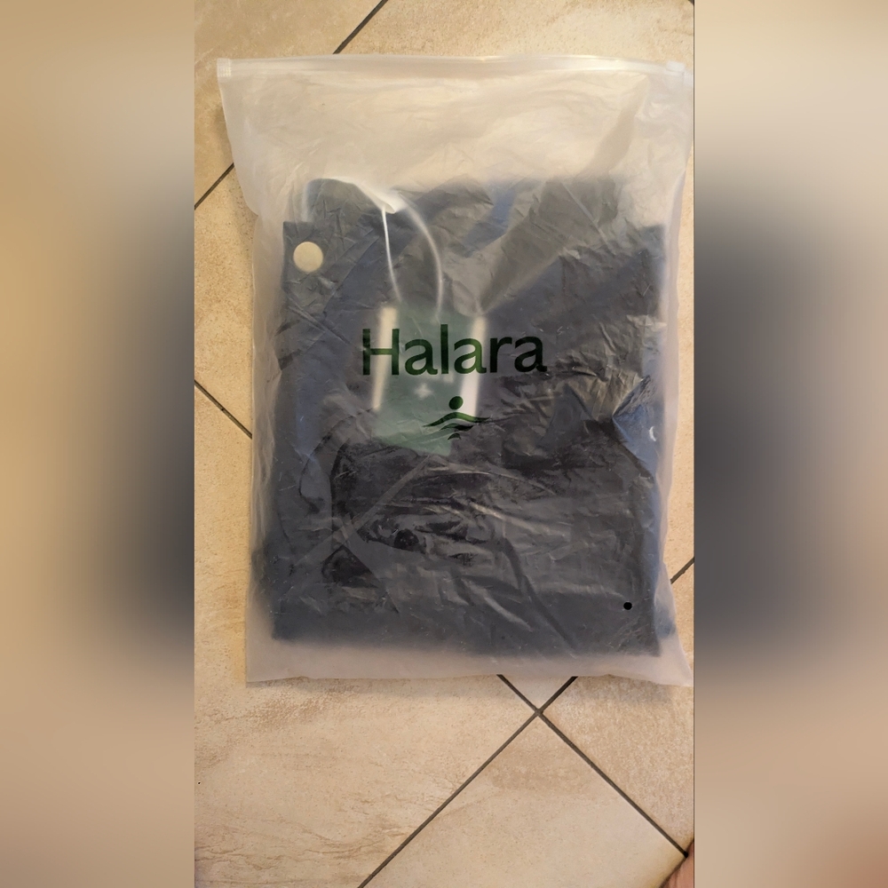 Halara Black Cargo Pants with Button Flap Pockets - Picture 2 of 7